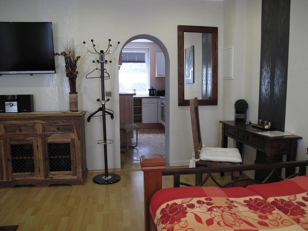Pension Appartementhaus Central Nordhausen Ruang foto