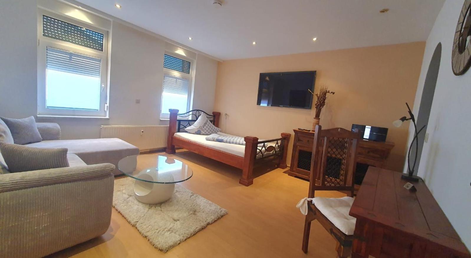 Pension Appartementhaus Central Nordhausen Bagian luar foto