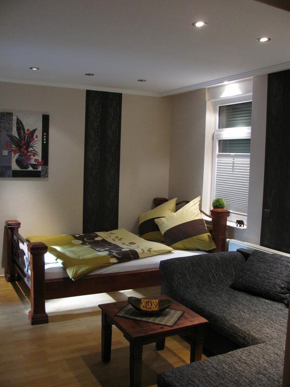 Pension Appartementhaus Central Nordhausen Ruang foto